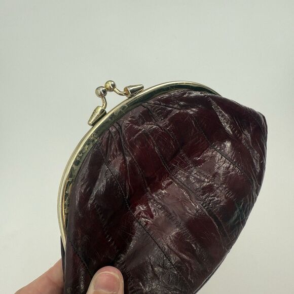 Lee Sands Eeelskin Deep Red Coin Pouch Travel - Picture 2 of 10